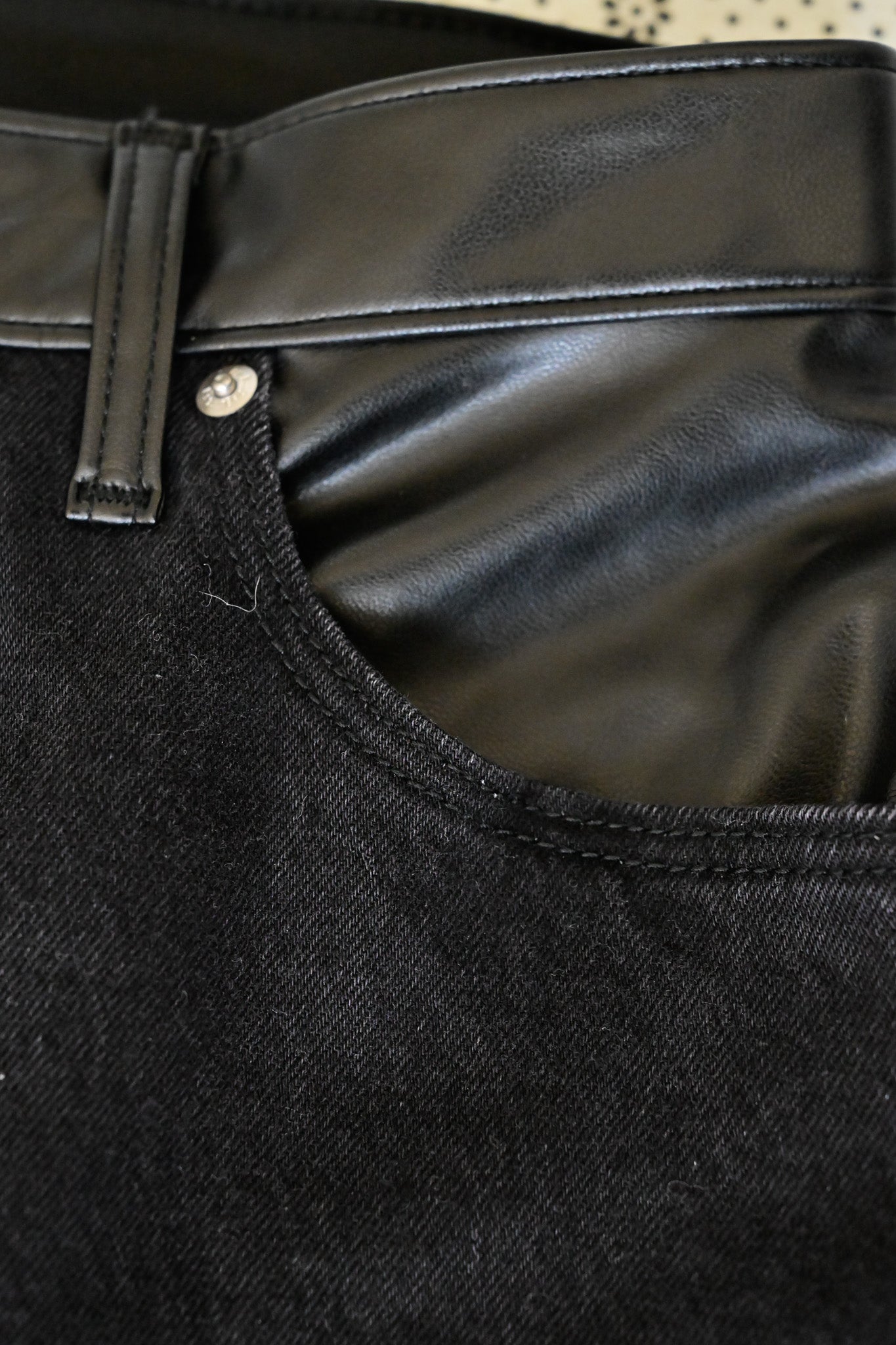 A&F Women's High Rise Pants